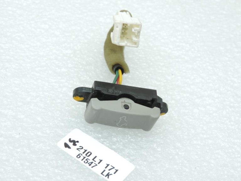 Nissan Navara II D40 saules jumta slēdzis (Sunroof Switch)