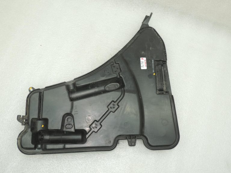 BMW G30 G31 5. sērijas stiklu tīrīšanas šķidruma tvertne 61668491830 8491830 OE