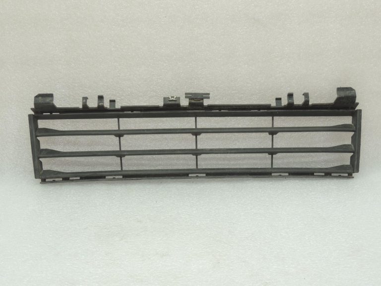 BMW G30 G31 standarta ventilācijas režģis bampera vidū 51117385257 7385257 OE