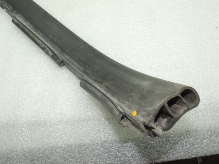 BMW G30 G31 5. sērijas aizmugurējā motora pārsega blīve, blīve 51767347394 7347394 OE