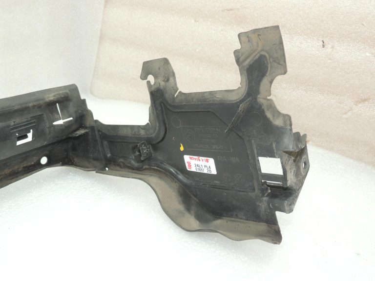 BMW G30 G31 radiatora kronšteins, gaisa plūsmas novadīšana zem radiatora 51747383846 7383846 OE
