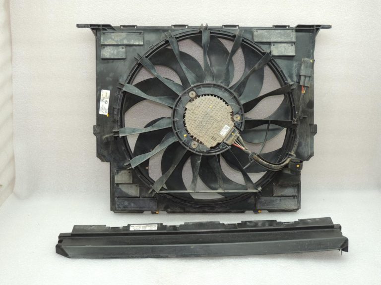 BMW G30 G31 520d dzesētāja ventilatora rāmis 400 W 17428576512 17428472266 OE