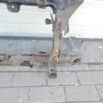 Nissan Navara II D40 3.0DCi V6 V9X radiatora kronšteins F25005X2MA