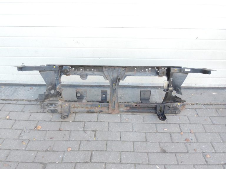 Nissan Navara II D40 3.0DCi V6 V9X radiatora kronšteins F25005X2MA