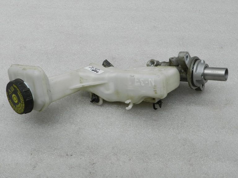 Nissan Qasqai oriģinālais galvenais bremžu cilindrs 460104EH1A