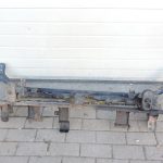 Nissan Navara II D40 3.0DCi V6 V9X radiatora kronšteins F25005X2MA