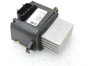 Oriģināls „Nissan Navara II D40“ gaisa kondicionētāja un apkures ventilatora motora rezistors 271505Z000