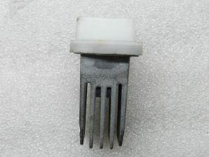 Nissan Qashqai Mazā radiatora ventilatora reostats 2722670T03