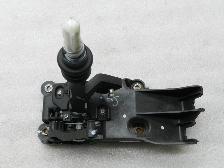 Nissan Qashqai Ātrumu Pārslēgšanas mehanisms 341017283R