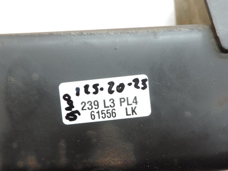 Nissan Navara II D40 3.0DCi V6 V9X trieciena slāpētājs, bamperis E10105X2MA