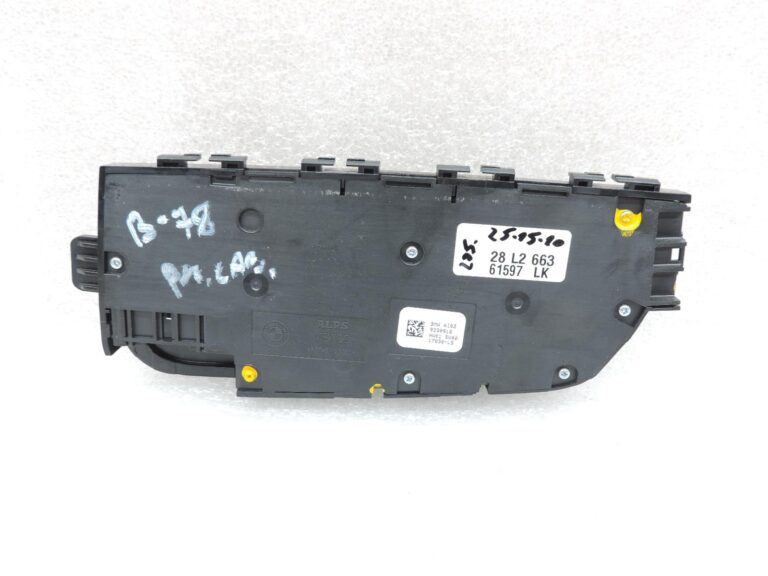OE BMW G30 G31 G32 sēdekļa regulēšanas slēdzis (labajā pusē) 61319330916