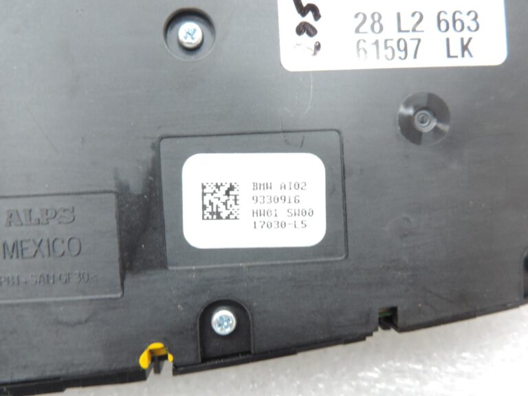 OE BMW G30 G31 G32 sēdekļa regulēšanas slēdzis (labajā pusē) 61319330916