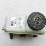 Nissan Navara II D40 3.0DCi oriģinālais galvenais bremžu cilindrs 460903X00A