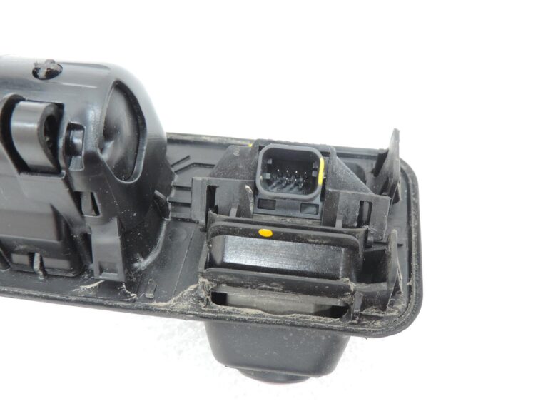 OE BMW F40, F90, G30, G31, G38 atpakaļskata kamera, aizmugurējās durvis, pogas