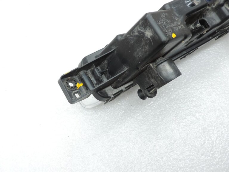 OE BMW G30 G31 G32 G38 priekšējais labais miglas lukturis 63177349132