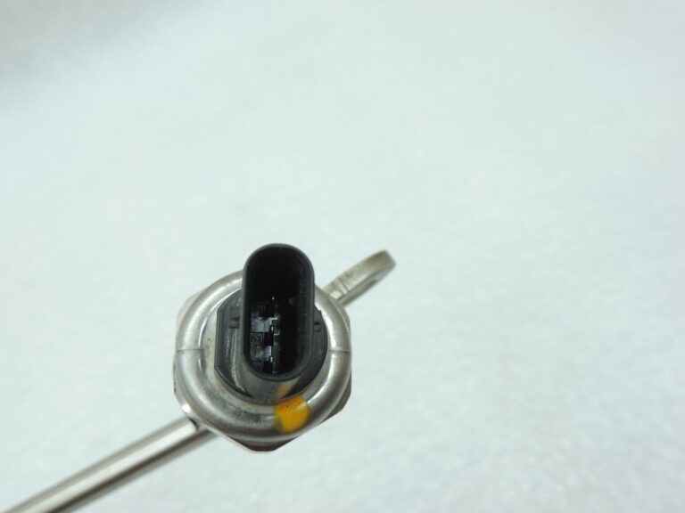 OE BMW F21, F22, F30, F31, G30, G31 dīzeļdzinējs B47 izplūdes gāzes spiediena sensors 13628514018
