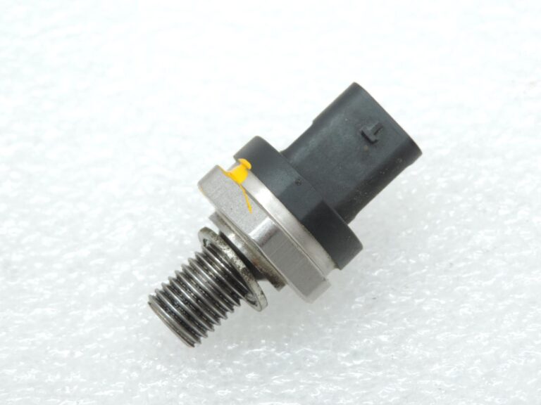 OE BMW F21, F22, F30, F31, G30, G31 dīzeļdzinējs B47 eļļas spiediena sensors 12618614494