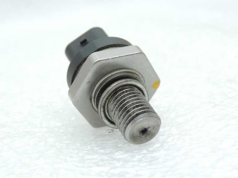 OE BMW F21, F22, F30, F31, G30, G31 dīzeļdzinējs B47 eļļas spiediena sensors 12618614494