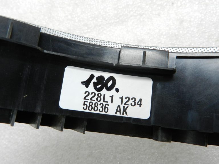 „Nissan Qashqai“ oriģinālās stūres pogas 25551JD01A