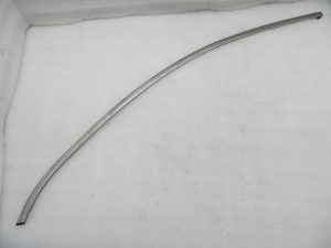 Nissan Qashqai J11 oriģinālā durvju apdares līste, priekšējā kreisā durvju loga līste 802834EA1B