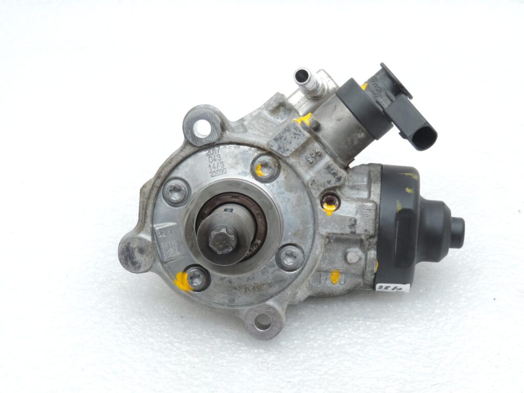 OE BMW G30, G31, F22, F30, F31 2,0 dīzeļdzinējs B47 degvielas sūknis, augstspiediena sūknis 8511626