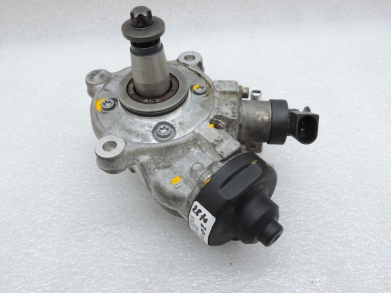 OE BMW G30, G31, F22, F30, F31 2,0 dīzeļdzinējs B47 degvielas sūknis, augstspiediena sūknis 8511626
