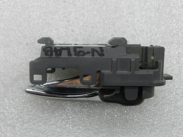 Nissan X-Trail oriģinālā salona rokturi labajā pusē 806708H902