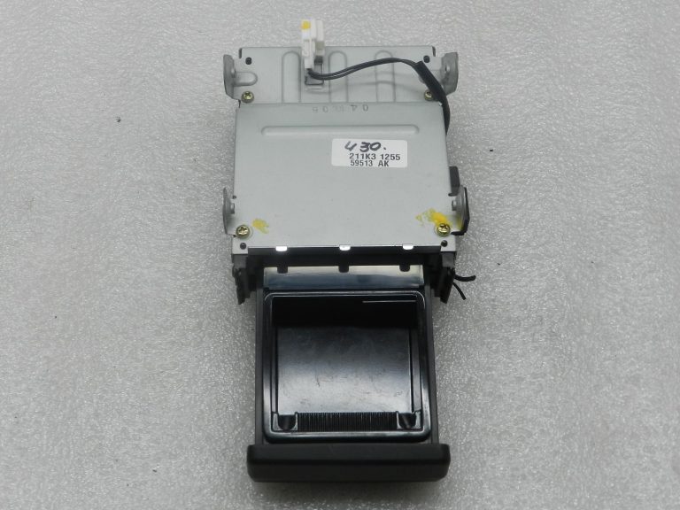 „Nissan X-Trail“ oriģinālais pelnu trauks 68800EQ400