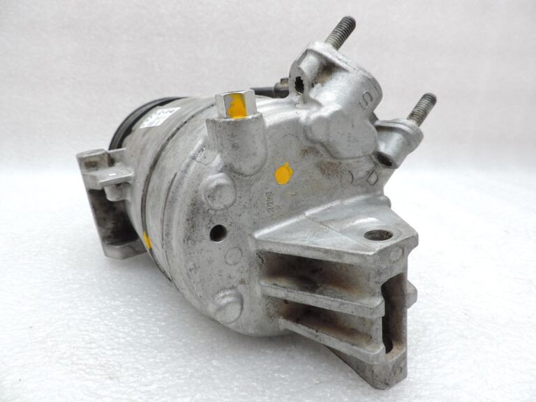 Nissan Navara II D40 3.0DCi V6 V9X gaisa kondicionēšanas kompresors 926005X20A A/C compressor