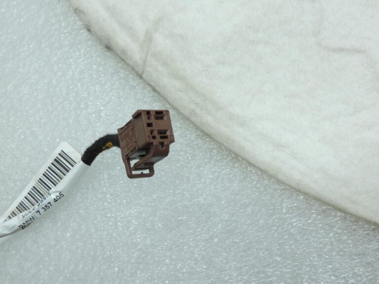 OE BMW G30 G31 G11 G12 BASIC priekšējā sēdekļa atzveltnes sildelementa 7357405
