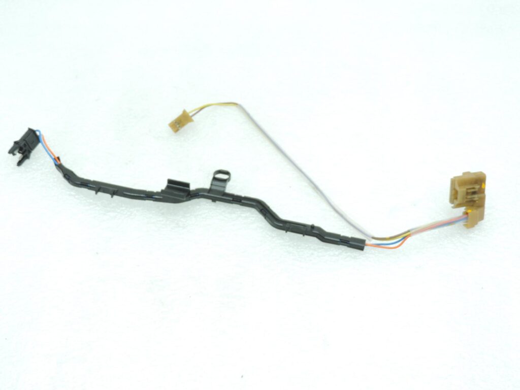 OE BMW G30 G31 GA8HP50Z automātiskās pārnesumkārbas vads