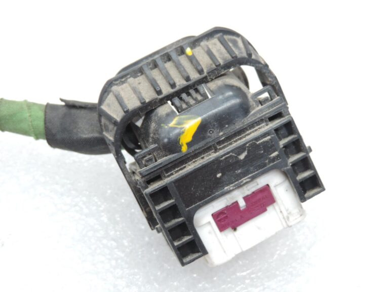 OE BMW G30, G31, G11, G12 aizdedzes sveces vadu komplekts 12518595291