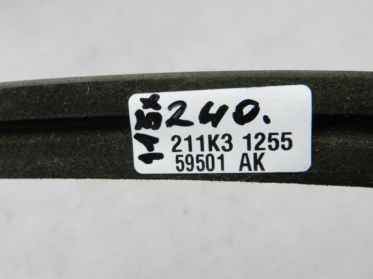 Nissan X-Trail T32 oriģinālā priekšējā labās puses durvju apdare 808204CL0A