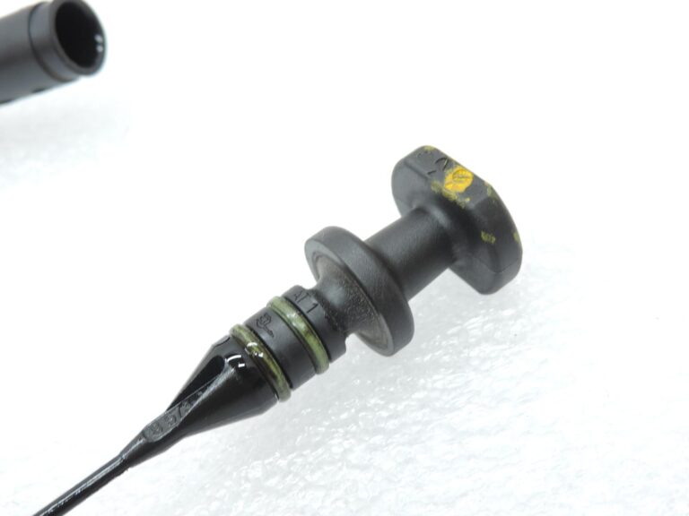 OE BMW G30, G31, G01, G02 dīzeļdzinējs B47 eļļas mērstienis 11438573640 11438511392