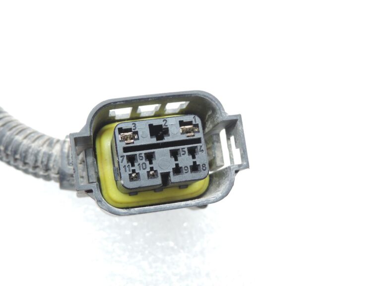 OE BMW G30 GA8HP50Z automātiskās pārnesumkārbas vadu kopne 12518589802