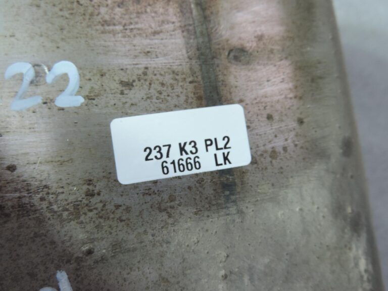 Toyota Yaris IV XP210 1.5 M15AFKS aizmugurējais izplūdes sistēmas klusinātājs 17430K0050
