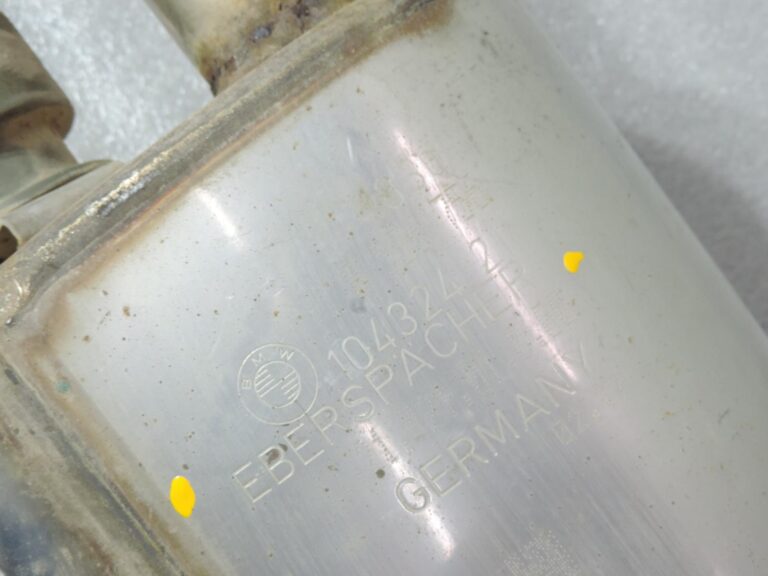 OE BMW G30 G31 dīzeļdzinējs B47 aizmugurējais izplūdes sistēmas klusinātājs 8586750