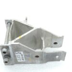 OE BMW F90 G30 G31 G38 G32 radiatora stiprinājuma adapteris (labais) 51117357216
