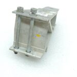 OE BMW F90 G30 G31 G38 G32 radiatora stiprinājuma adapteris (labais) 51117357216