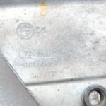 OE BMW F90 G30 G31 G38 G32 radiatora stiprinājuma adapteris (labais) 51117357216