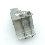 OE BMW F90 G30 G31 G38 G32 radiatora stiprinājuma adapteris (kreisais) 51117357215