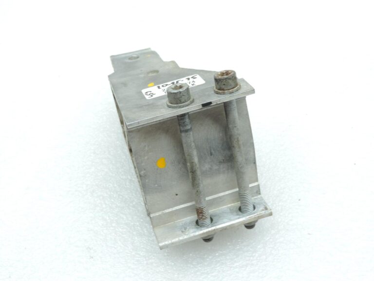 OE BMW F90 G30 G31 G38 G32 radiatora stiprinājuma adapteris (kreisais) 51117357215