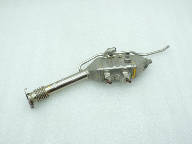 OE BMW G30, G31, G11, G12 dīzeļdzinēju B47 AGR radiators 11718576473