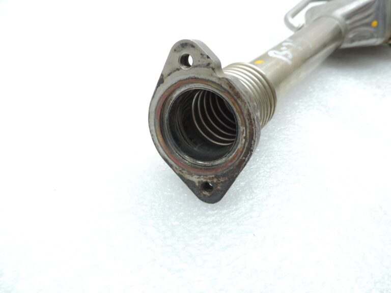 OE BMW G30, G31, G11, G12 dīzeļdzinēju B47 AGR radiators 11718576473