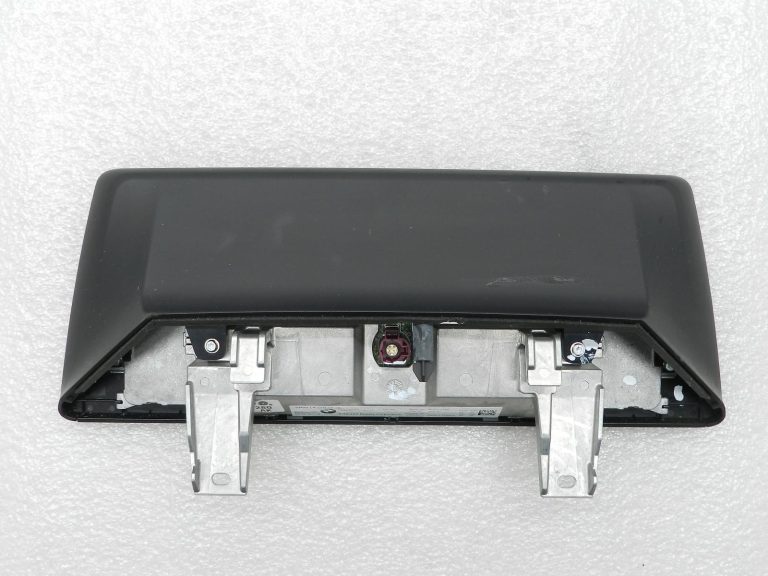 BMW G30 520D oriģinālais ekrāns 65508781408