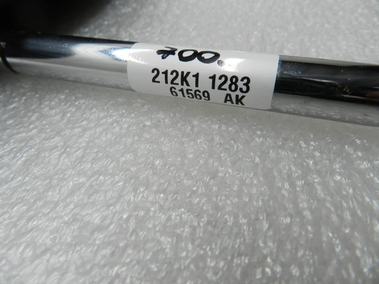 BMW G30 520D oriģinālā galvas balsta aizmugurē pa vidu 52207452207