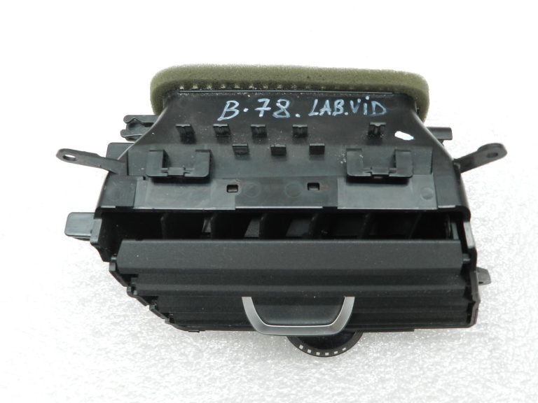 BMW G30 520D oriģinālais vidējais gaisa izplūdes atvērums labajā pusē 64229329579