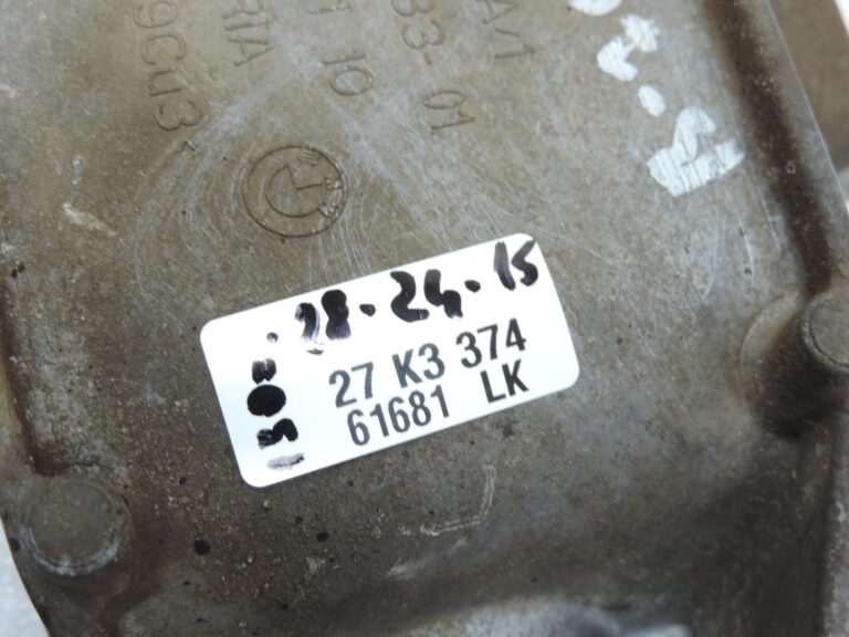 OE BMW G30, G31, G60, G61 dīzeļdzinējs B47 X-Drive priekšējais piedziņas vārpstas gultņu korpuss