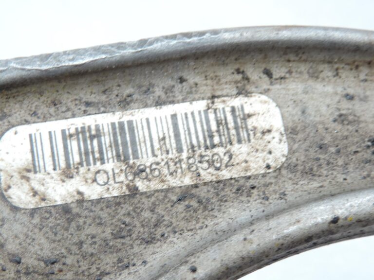 OE BMW G30 G31 G38 G32 priekšējais augšējais šķērssviras kronšteins 31106861185 6861185