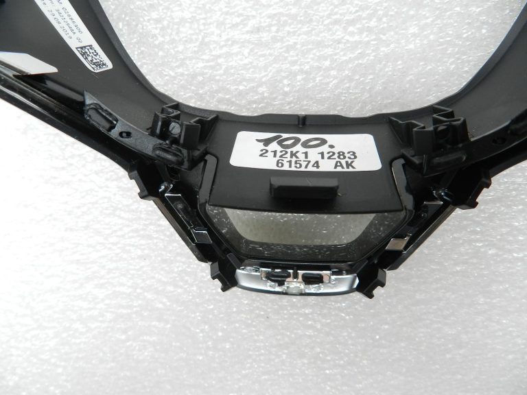 Ford Focus IV oriģinālais stūres rata apvalks 2708908